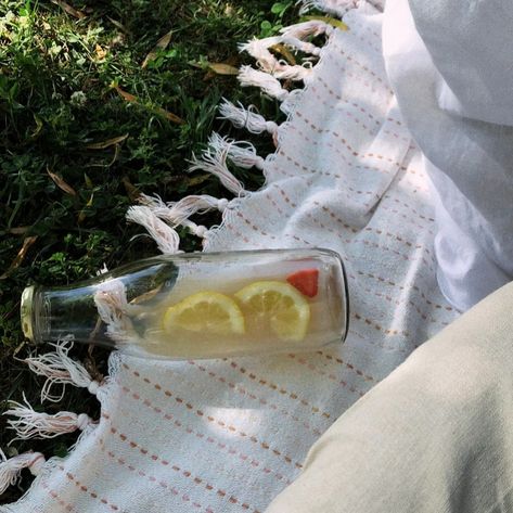 Homemade Lemonade Aesthetic, Lemonade Aesthetic, Aesthetic Picnic, Blue Aesthetic Dark, Spotify Covers, Homemade Lemonade, Dream Places, Playlist Covers, Nice Place