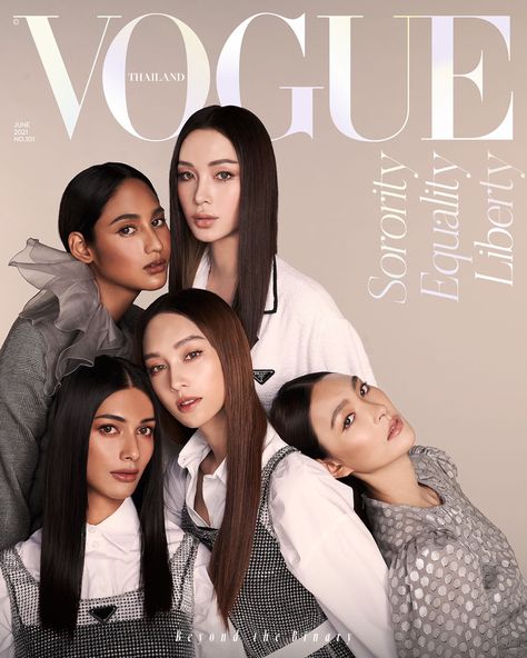 Group Magazine Photoshoot, Group Magazine Cover, Miki Bihon, Woman Photoshoot Poses, Vogue Thailand, Group Photoshoot, Group Photo Poses, Group Picture Poses, Group Photography Poses