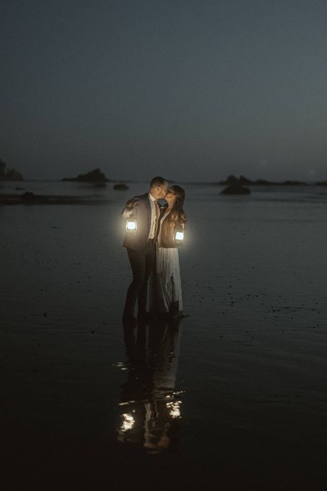 Olympic National Park Elopement | Georgia Elopement Photographer | National Park Elopement | Adventurous Elopement Photographer | Courtney and Josh had a great elopement in Washington, it was intimate and the sun was shining brilliantly. Discover couples sunset photoshoots, romantic elopement ideas, romantic outdoor elopements, adventure elopement ideas, and beach elopement inspiration. If you are looking for a adventurous elopement photographer head to thistlewoodphoto.com Beach Baby Announcement, Georgia Elopement, Lantern Photography, Pre Wedding Praia, Representation Matters, Adventurous Wedding, Traditional Tea, Pre Wedding Photoshoot Outdoor, Outdoor Elopement