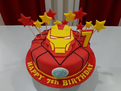 Ironman Cake Ideas, Iron Man Theme Birthday Party, Iron Man Cake Ideas, Iron Man Cake Design, Ironman Party, Ironman Birthday, Iron Man Cake, Ironman Cake, Owl Cake Birthday