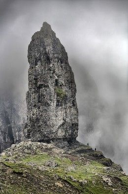 Expedition Unknown, Glacier Express, Rock Hill, Standing Stone, Crop Circles, England And Scotland, Sacred Places, Nature Study, Isle Of Skye