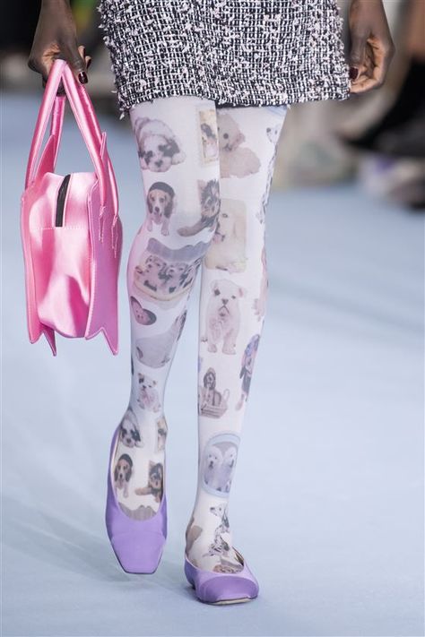 Ashley Williams Fashion, Lovegood Aesthetic, Luna Lovegood Aesthetic, Aesthetic Harry Potter, Jewelry Tops, Funky Tights, Ashley Williams, London Fashion, London Fashion Week