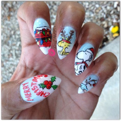 Christmas winter Charlie Brown Woodstock snoopy stiletto nails Snoopy Nails, Charlie Brown Woodstock, Nightmare Before Christmas Nails, Sports Nails, Woodstock Snoopy, Pedicure Designs Toenails, Med Tech, Acrylic Nail Set, Painted Nail Art