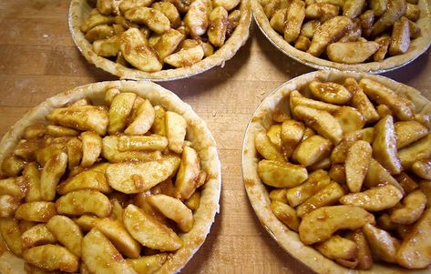 Apple Pie Tips, Mile High Apple Pie, Baking Mistakes, Apple Pie Crust, Making Apple Pie, Apple Pie Recipe Homemade, Perfect Apple Pie, Best Apple Pie, How To Make Pie