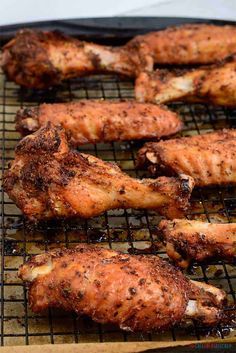 Turkey Wing Recipes Baked, Crispy Baked Turkey Wings, Roasted Turkey Wings, Fried Turkey Wings Recipe, Bake Turkey Wings Recipe, Wings Recipe Baked, Smoked Turkey Wings, Air Fryer Turkey, Baked Turkey Wings