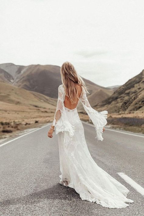 The most romantic bohemian lace wedding dresses for the perfect wedding Country Style Wedding Dresses, Barnyard Wedding, Bohemian Wedding Dress Lace, Country Style Wedding, Bohemian Bride, Bohemian Wedding Dress, Bohemian Wedding Dresses, Queenstown, Italian Wedding