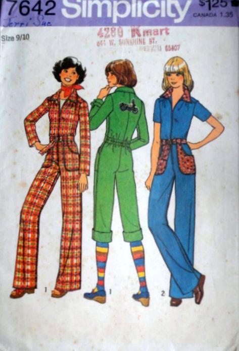 70s Sewing, 70s Jumpsuit, 70s Sewing Patterns, Jumpsuit Pattern Sewing, Groovy Christmas, Simplicity Fashion, Sewing Patterns Vintage, 60s 70s Fashion, 1970's Fashion