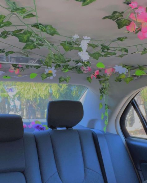 Fake Flower Car Ceiling, Maximalist Car Decor, Sage Green Car Decor, Flower Car Roof, Vines In Car, Cottagecore Car Decor, Car Ceiling Decoration, Car Interior Diy, Hippie Car