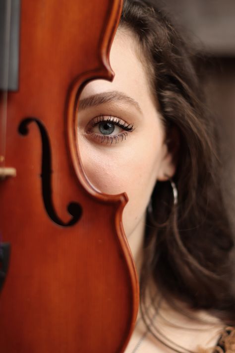 Violin Photoshoot, Violinist Photography, Photoshoot Ideas Studio, Violin Photography, Violinist, Photoshoot Ideas, Violin, Photography