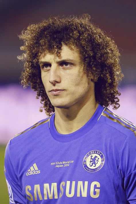 David Luiz David Luiz Chelsea, Football Guys, Chelsea, Naruto, Football, Collage, Sports, Hair, Women's Top