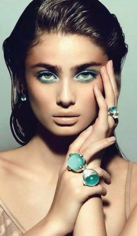 Taylor Marie Hill, Jewelry Editorial, Shotting Photo, Beauty Photoshoot, Jewelry Photoshoot, Taylor Hill, Foto Poses, Model Face, Beauty Shoot