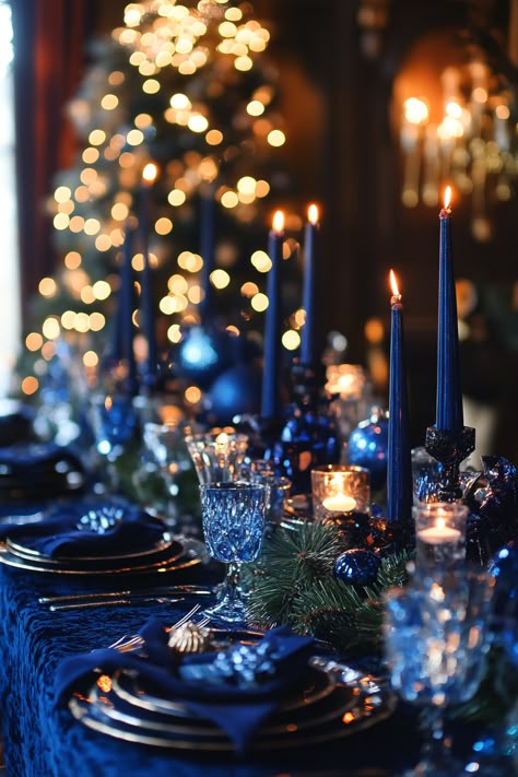 Christmas Tablescapes Navy Blue Christmas Table Settings Blue, Navy Tablescape, Table Settings Blue, Blue Christmas Table, Dark Blue Christmas, Formal Dining Room Table, Dark Blue Fashion, Christmas In Blue, Navy Blue Christmas