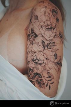 Fineline Floral Tattoo, Regrets Tattoo, Line Botanical, Floral Arm Tattoo, Shoulder Cap Tattoo, No Regrets Tattoo, Floral Tattoo Shoulder, Wrap Tattoo, Beautiful Flower Tattoos