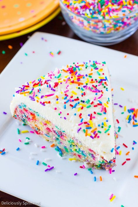 Homemade Funfetti Cake Recipe Homemade Funfetti Cake, Vanilla Buttercream Frosting, Funfetti Cake, Buttercream Frosting, Homemade Cakes, Let Them Eat Cake, Eat Cake, Homemade Recipes, Butter Cream