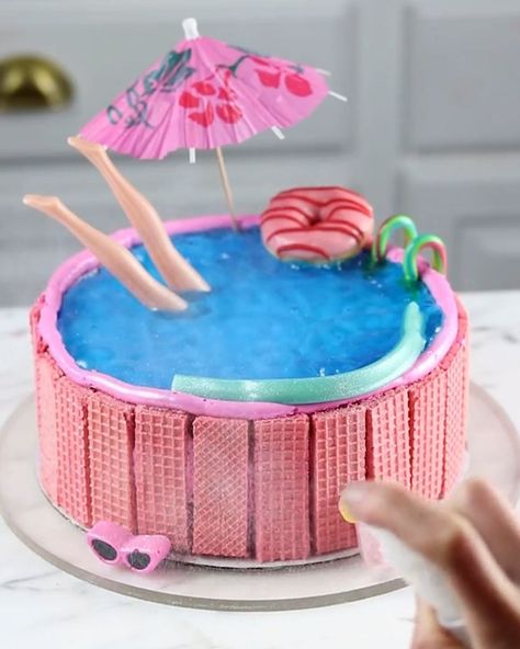 Barbie Pool Party Birthday Cake, Pool Party Cakes For Girls Birthday, Barbie Pool Cake, Birthday Party Barbie, Barbie Pool, I Know What I Want, Pool Party Cakes, Pool Cake, Barrel Cake