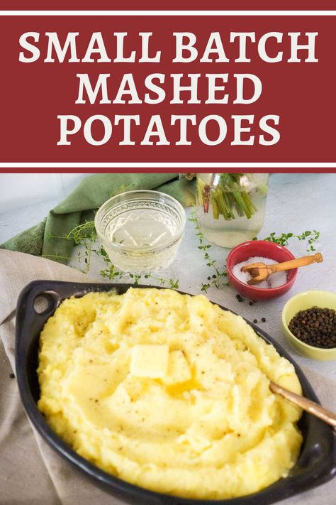 Mashed Potatoes Small Batch, Mashed Potatoes Recipe For 2, Mashed Potatoes For 2, Small Batch Mashed Potatoes, Mashed Potatoes For Two, Russet Potato Recipes, Small Thanksgiving, Make Ahead Mashed Potatoes, Cheddar Mashed Potatoes