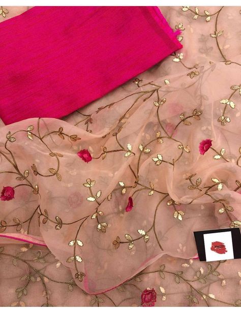 Unique Dress Design, Raw Silk Blouse, Gota Patti Saree, Designer Sarees Wedding, Saree Floral, Hand Embroidery Dress, Indian Saree Blouses Designs, Embroidered Organza, Designer Saree Blouse Patterns