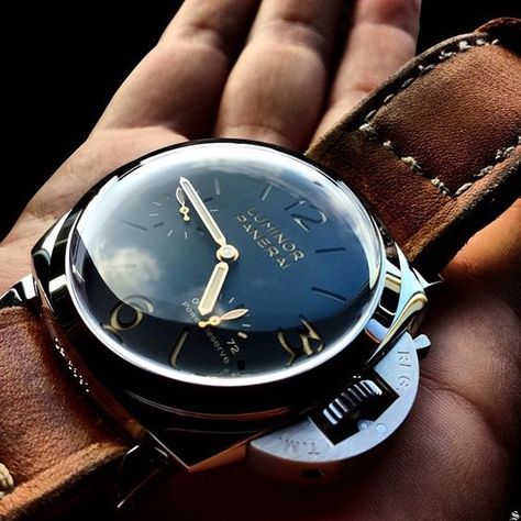 Der Gentleman, Stylish Watches Men, Panerai Watches, Timex Watches, Panerai Luminor, Amazing Watches, Watches Unique, Fashion Menswear, Stylish Watches