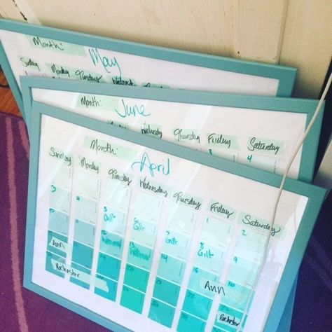 DIY Dry Erase Calendar: The Easiest Way to Organize Your Life Diy Reusable Calendar, Organize Calendar, Diy Calendar Board, Diy Dry Erase Calendar, Homemade Calendar, Task Calendar, Quarterly Calendar, Life Calendar, Beige House