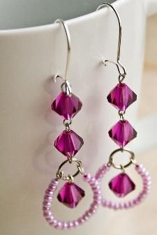 Jewelry Craft Ideas - Pandahall.com Anting Manik, Beaded Earrings Diy, Jewelry Making Earrings, Earrings Inspiration, Homemade Jewelry, Work Jewelry, Beaded Dangle Earrings, Top Drawer, Bead Jewellery