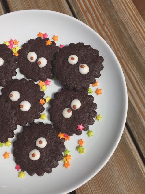 Soot Sprite Cookies, Studio Ghibli Cookies, Ghibli Cookies, Totoro Cookies, Studio Ghibli Party, 19th Bday, Yogurt Shop, Chocolate Sugar Cookies, Homemade Food