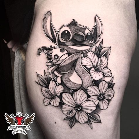 Stitch Cover Up Tattoo, Stitch Tattoo Design Black, Stitch Tattoo Ideas Black And White, Black And Gray Disney Tattoos, Disney Stitch Tattoo Black And White, Black And White Stitch Tattoo, Stitch Sleeve Tattoo, Cute Stitch Tattoo, Lilo And Stitch Tattoo Ideas