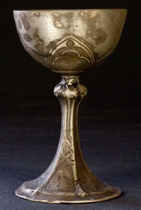 medieval cups - Ecosia - Images Medieval Gothic, Knight In Shining Armor, Wine Cup, Faberge Eggs, Medieval Period, Medieval Times, Medieval History, Wine Cups, Dark Ages