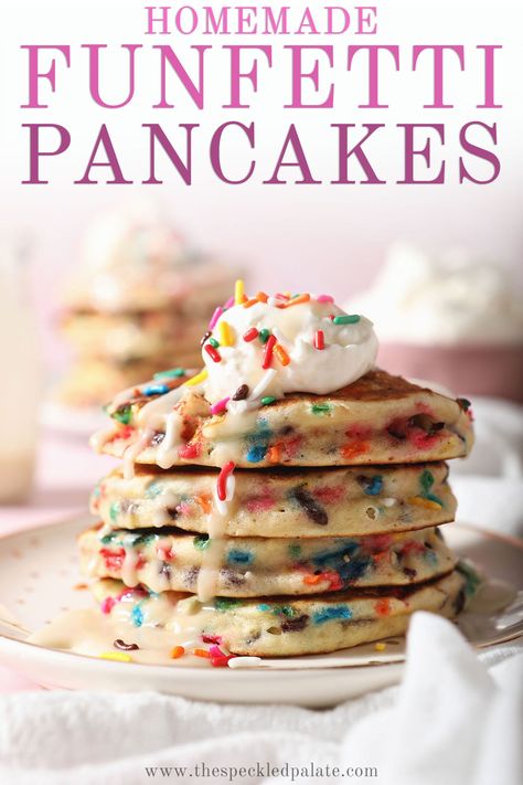 Pancake Icing Recipe, Funfetti Pancake Mix Recipes, Funfetti Pancakes With Cake Mix Easy, Confetti Pancakes, Cake Batter Pancakes, Kid Dinner, Birthday Cake Pancakes, Funfetti Pancakes, Birthday Pancakes