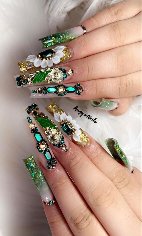 San Judas Tadeo Nails, San Judas Nails, Acrylic Nail Designs Classy, Mexican Nails, Quince Nails, Quinceanera Nails, Secret Nails, Natural Gel Nails, Green Acrylic Nails