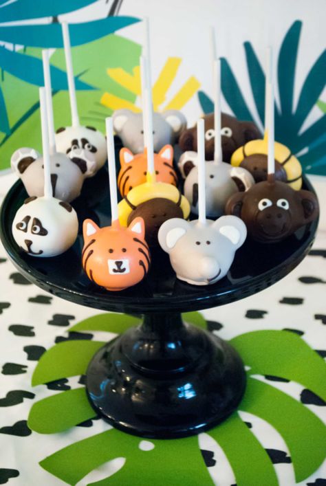 Wild Animal Cake Pops Wild Animal Cake, Jungle Cake Pops, Animal Cake Pops, Jungle Theme Birthday Party, Wild Birthday Party, Boys 1st Birthday Party Ideas, Jungle Theme Birthday, Baby Shower Cake Pops, Birthday Cake Pops