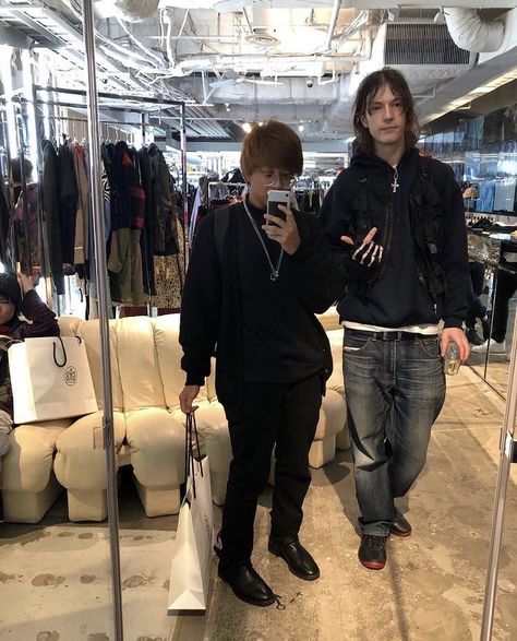 Bladee Draingang Outfit, Benjamin Reichwald, Bladee Dg, Swedish People, Drain Gang, Black Mage, Guy Fits, I Need Friends, Punk Aesthetic