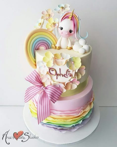 Torte Decije, Torturi Baby Shower, Rodjendanske Torte, Unicorn Birthday Cake, Baby Birthday Cakes, Unicorn Theme, Novelty Cakes, Unicorn Cake, First Birthday Cakes