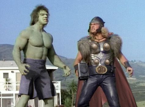 Hulk and Thor 1988 Hulk And Thor, Incredible Hulk Tv, Stallone Movies, Thor Costume, Comedy Scenes, The Mighty Thor, The Incredible Hulk, Classic Comic Books, Putao