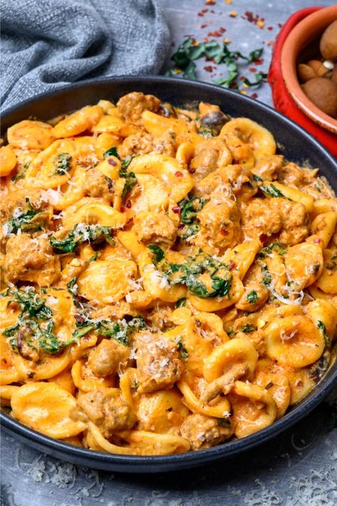 Get ready for this Creamy Sausage Mushroom Pasta. It's the ultimate comfort food, combining hearty sausage, earthy mushrooms, and a rich, creamy sauce. Italian Sausage Mushrooms, Italian Sausage Mushroom Recipes, Italian Sausage Mushroom Pasta, Sausage And Mushroom Recipes, Recipes With Sausage Links, Creamy Tuscan Sausage Pasta, Sausage Mushroom Pasta, Sausage And Mushroom Pasta, Thanksgiving Pasta