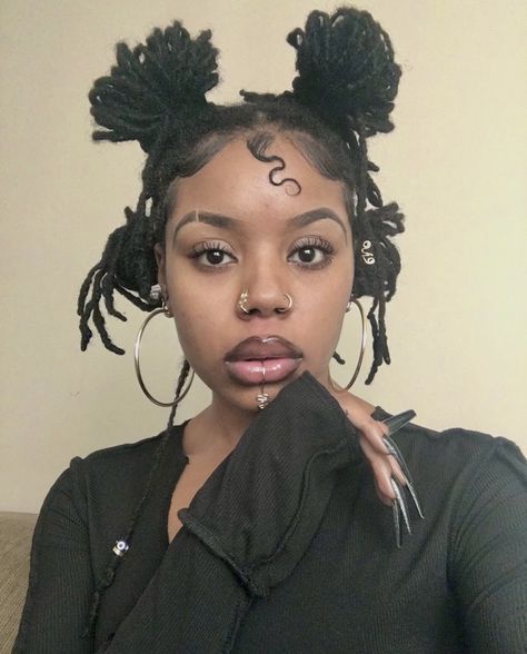 Unique Loc Hairstyles, Protective Styles For Short Natural Hair, Hair Facts, Short Dreadlocks Styles, Afro Punk Fashion, Emo Hair, Short Locs Hairstyles, Hair Solutions, Quick Braided Hairstyles