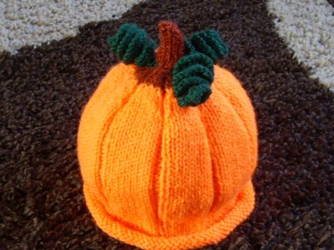 Knitted Pumpkin hat by ~hewi7394 on deviantART Pumpkin Hat Pattern, Crochet Pumpkin Hat, Apple Hat, Unicorn Pony, Double Pointed Knitting Needles, Pumpkin Hat, Knitting Needles Sizes, Crochet Pumpkin, Knitted Wit