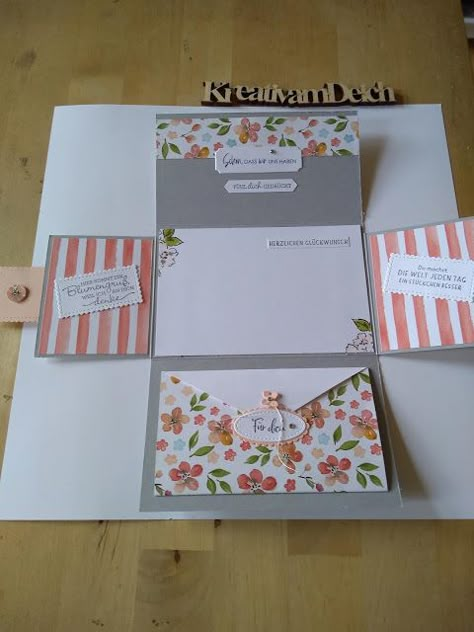 Kreativ am Deich : ...Anleitung Gutscheinkarte.... Gift Holders, Clever Gift, Gift Card Holders, Paper Envelopes, Painting Art Projects, Gift Certificates, Gift Card Holder, Stamping Up, Clear Stamps