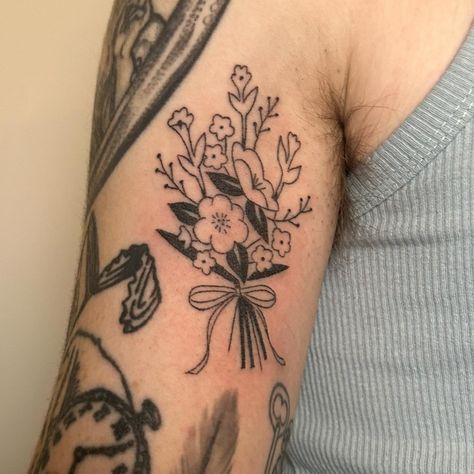 alli ミ☆ | flower bouquet for charles 💐 fits in sooo perfectly with all the other tats, thank you again!! #tattoo #handpoke #handpokedtattoo… | Instagram Carrot Tattoo Black And White, Black Tattoos Traditional, Traditional Flower Bouquet Tattoo, Blackwork Tattoo Flower, Flower Bundle Tattoos, Flower Lower Back Tattoo, Hollyhock Tattoo, Flower Boquettes Tattoos, Florist Tattoo