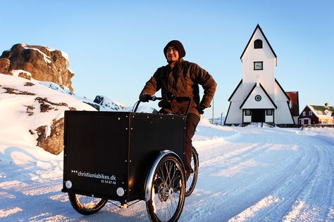 Nanortalik Greenland, Christiania Bike, Touring Bicycles, Baby Bike, Cycle Chic, Bike Pic, Winter Cycling, Bike Photo, Cargo Bike