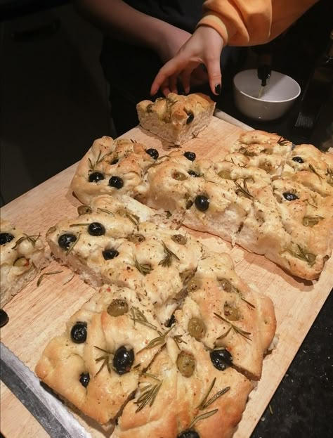 Bread Making Aesthetics, Homemade Baking Aesthetic, Foccacia Bread Aesthetic, Foccacia Aesthetic, Bread Baking Aesthetic, Homemade Bread Aesthetic, Bread Making Aesthetic, Focaccia Aesthetic, Baking Bread Aesthetic