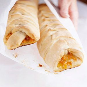 Apricot Ladder Loaf from BHG.com. Delicious and pretty! Frozen Bread Dough Recipes, Cheese Danishes, How To Peel Peaches, Bread Dough Recipe, Apple Fritter Bread, Frozen Bread Dough, Apple Fritter, Braided Bread, Yeast Bread