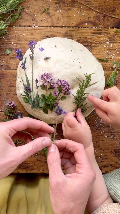 Ballerina Farm Hannah, Ballerina Farm Sourdough, Ballerina Farms, Ballerina Farm, Vintage Homestead, Cottage Bakery, Cozy Lifestyle, Dough Starter, Dinner This Week