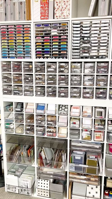 Lisa Soares (@lisasoares) • Instagram photos and videos Craft Studio Ikea, Cube Craft Room Storage, Storage Unit Art Studio, Home Office Storage Ideas Organizers, Craft Bookshelf Organization, Collage Storage Ideas, Drawer Storage Ideas, Scrapbook Room Ideas, Pegboard Craft Room Organizing Ideas