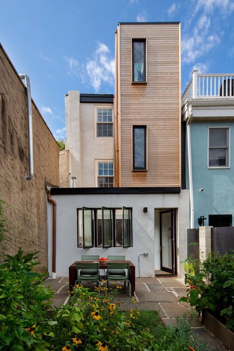 Photo 13 of 22 in Before & After: A Philadelphia Architect Opens Up Her Historic Row House - Dwell Victorian Houses For Sale, Second Floor Addition, Row Home, Outdoor Tub, Historic Renovation, Stucco Exterior, Modern Architects, Modern Victorian, Home Renovations