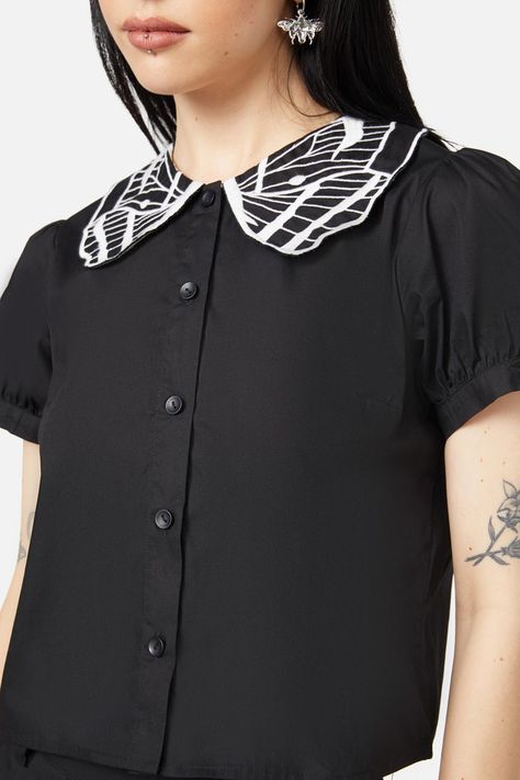 Basic Blouse- Decorative, Moth-Shaped Embroidery Collar- Relaxed Fit- Puffy Sleeves- Bows At Sleeve Cuffs- Button Down Closure At Front- Made From Cotton- Available In Black Product Code: BGFY291 Puffy Blouse, Pinafore Top, Embroidery Collar, Basic Blouse, Collared Shirts, Basic Blouses, Wing Collar, Goth Dress, Tartan Dress