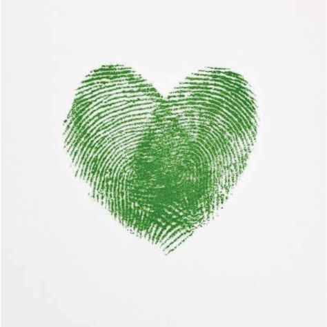 Green Heart Tattoo, Hand Heart Tattoo, Aesthetic Hearts, Fingerprint Heart, Tapestry Ideas, Clover Tattoos, Desain Quilling, Thumb Prints, Neck Tattoo For Guys