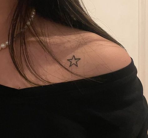 Star On Shoulder Tattoo, Star Tatoos Woman, Star Nose Piercing, Star Tattoo On Shoulder, Clavicle Tattoo, Semicolon Tattoo, Stomach Tattoos, Collar Bone Tattoo, Star Tattoos