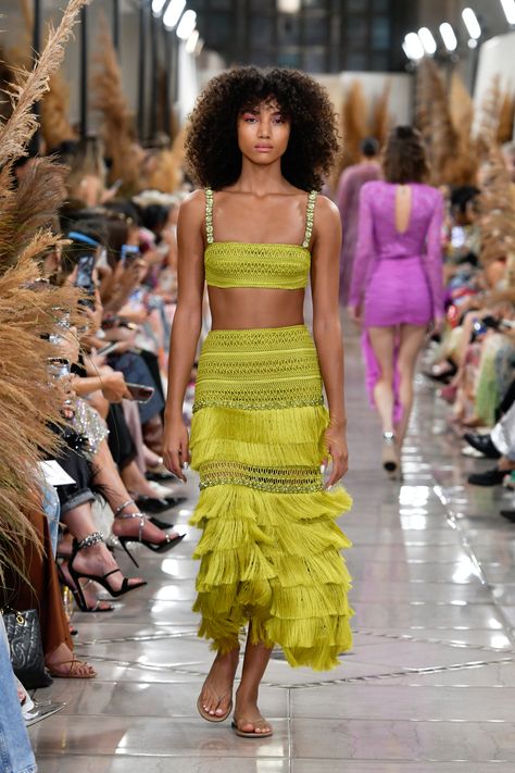 Fringe Midi Skirt, 2024 Runway, Nova York, Absinthe, Dress Sewing, Runway Collection, Green Skirt, Latest Outfits, Spring 2024