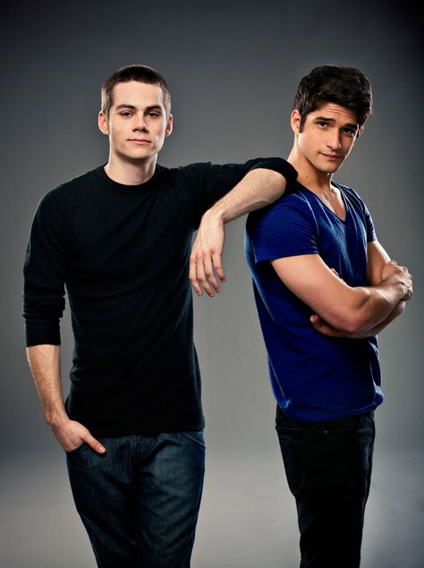 Stiles and Scott, <i>Teen Wolf</i>  - Seventeen.com Adult Brothers Photography Poses, Dylan Obrien And Tyler Posey, Posing Seniors, Brother Poses, Brothers Photography, Brother Photos, Summer Shoot, Teen Wolf Seasons, Sibling Poses