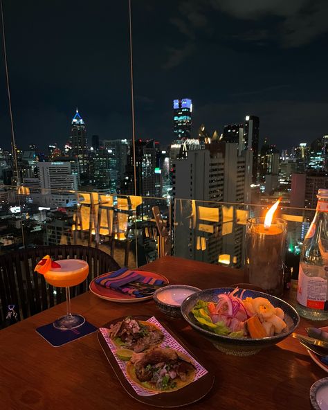 📍Above Eleven Rooftop @aboveelevenbkk Above Eleven is a unique Peruvian rooftop restaurant in the heart of Bangkok. Romantic atmosphere and breathtaking views of the city’s skyscrapers. Bright, giant and very tasty portions of Peruvian Japanese cuisine, author’s and authentic cocktails are complemented by polite and responsive staff. Plenty of seating, a bar counter and an area for dancing. This is a memorable place to visit in Bangkok 😍💯 Beijing City, Bangkok City, Rooftop Restaurant, Romantic Atmosphere, Place To Visit, Bar Counter, Rooftop Bar, Breathtaking Views, In The Heart